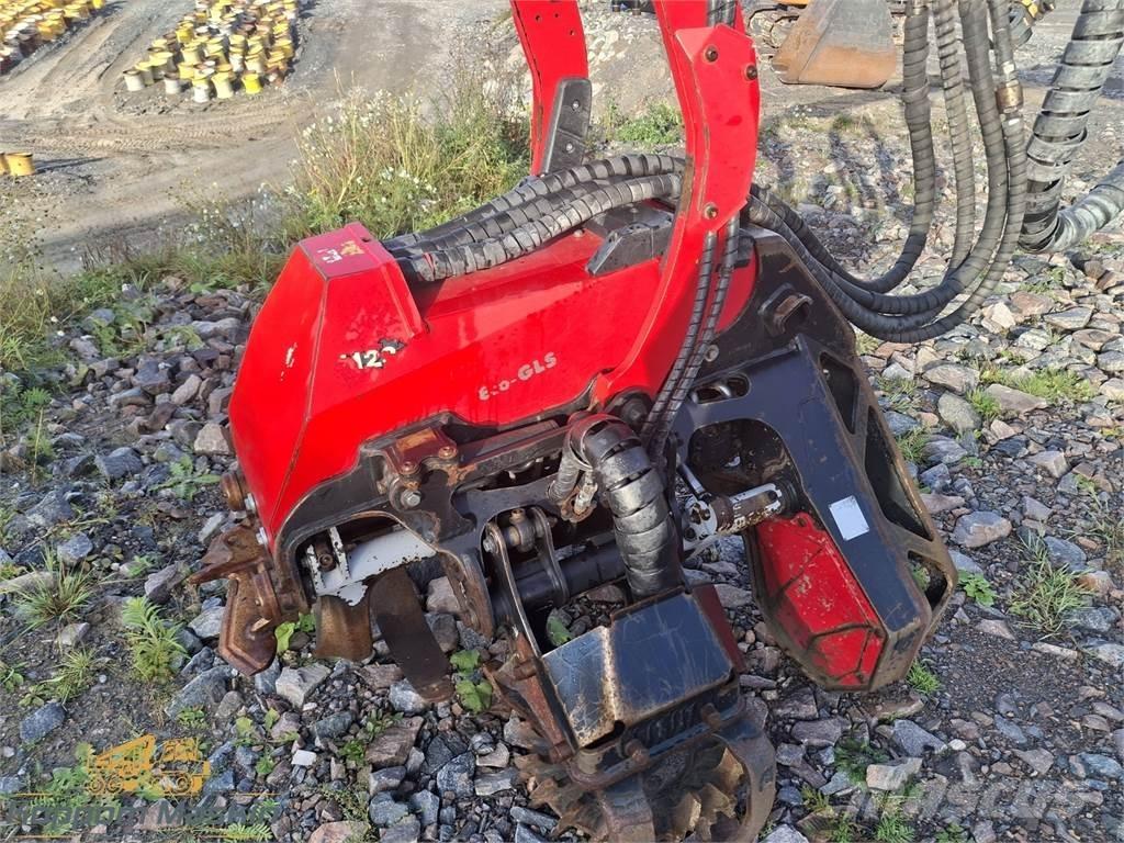 Komatsu c123 ハーベスタヘッド