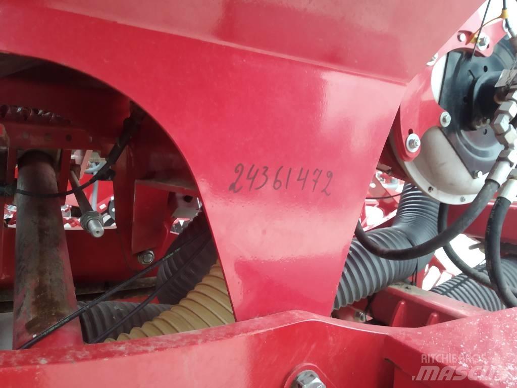 Horsch Focus 6 TD ドリル