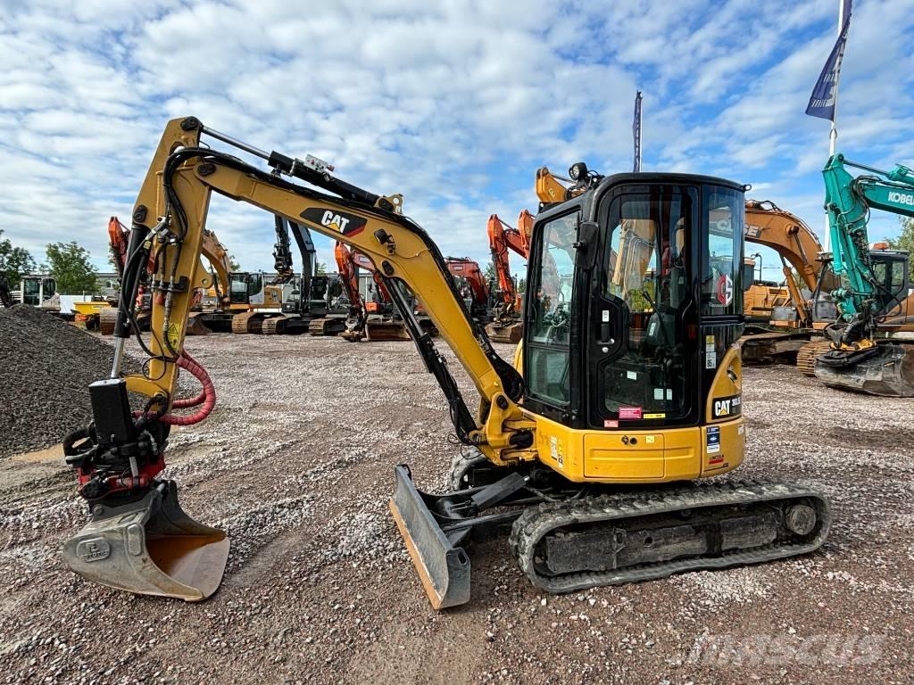 CAT 303.5 E CR ミニ油圧ショベル 7t以下（ミニユンボ・ミニディガー）
