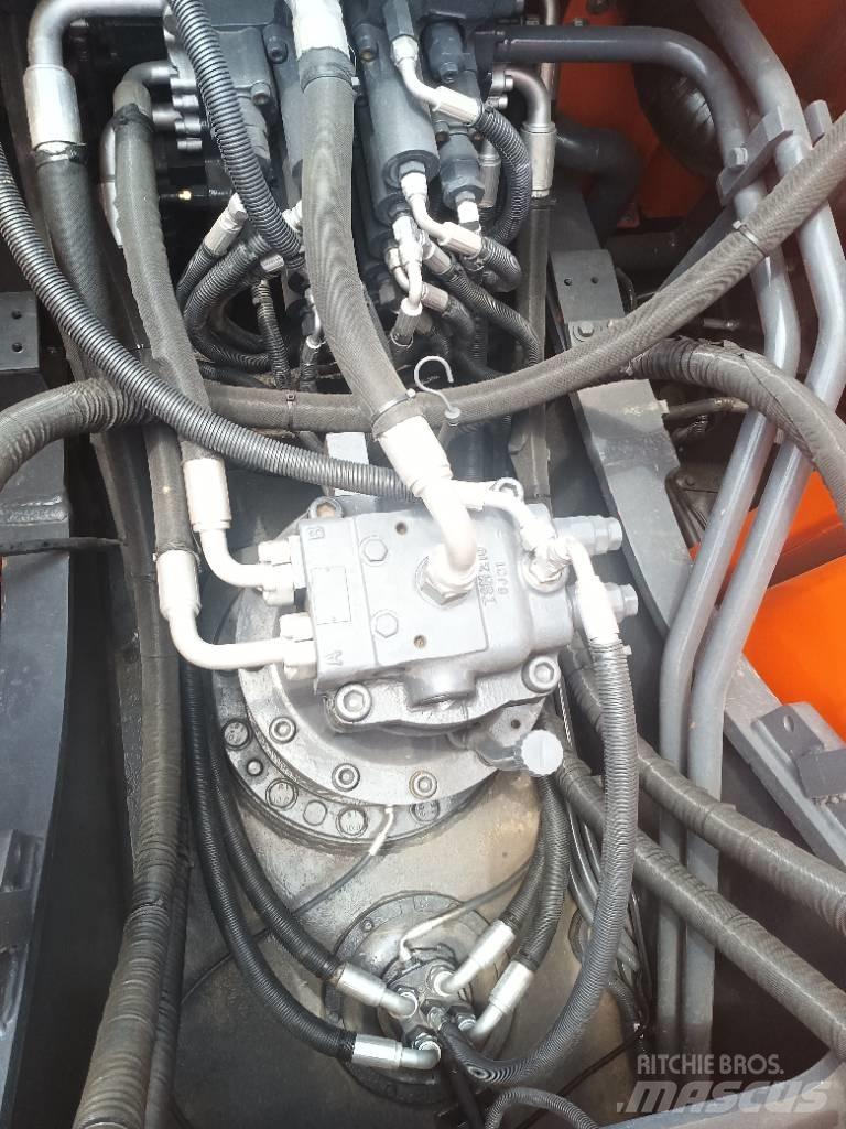 Doosan DX 225LC-9C 大型油圧ショベル12t以上（パワーショベル・ユンボ）