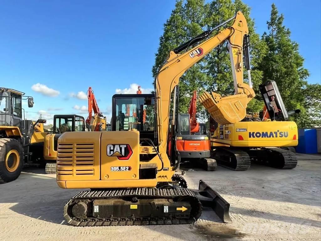 CAT 305.5E2 ミニ油圧ショベル 7t以下（ミニユンボ・ミニディガー）