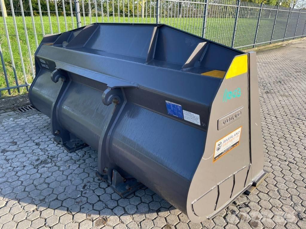 Volvo L 120 H Bucket バケット