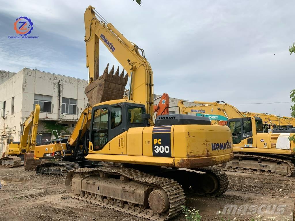 Komatsu PC 300 大型油圧ショベル12t以上（パワーショベル・ユンボ）