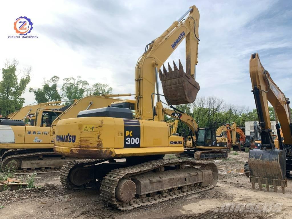 Komatsu PC 300 大型油圧ショベル12t以上（パワーショベル・ユンボ）