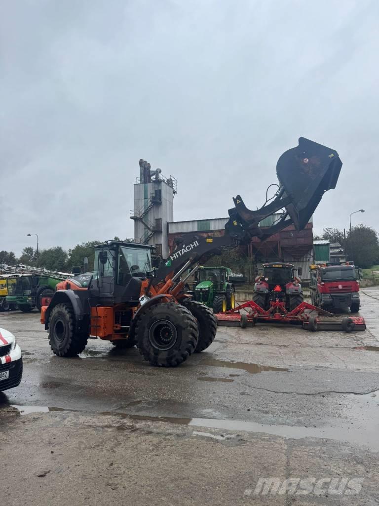 Hitachi ZW220 ホイールローダー・タイヤショベル