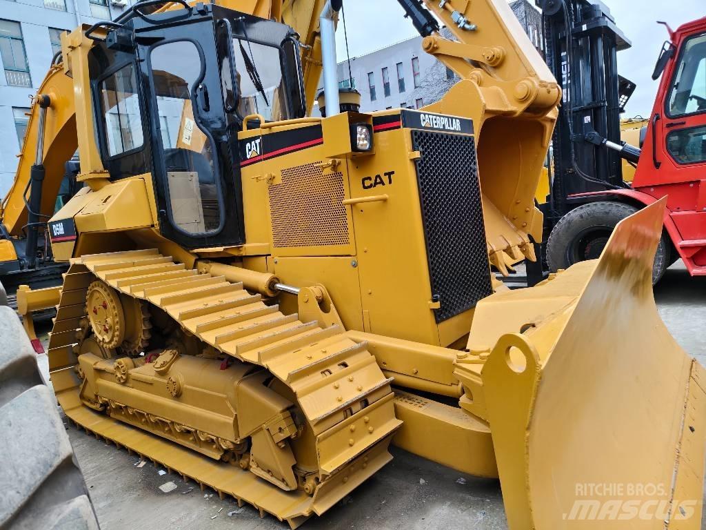 CAT D 5 M ブルドーザー
