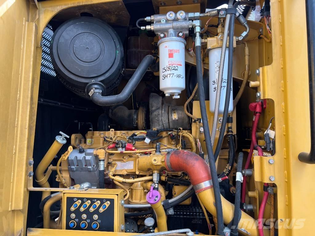 CAT 140M モーターグレーダー