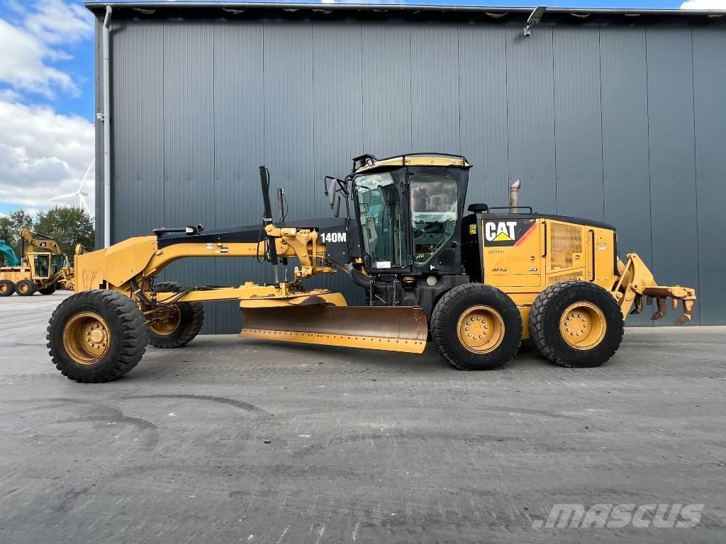 CAT 140M モーターグレーダー