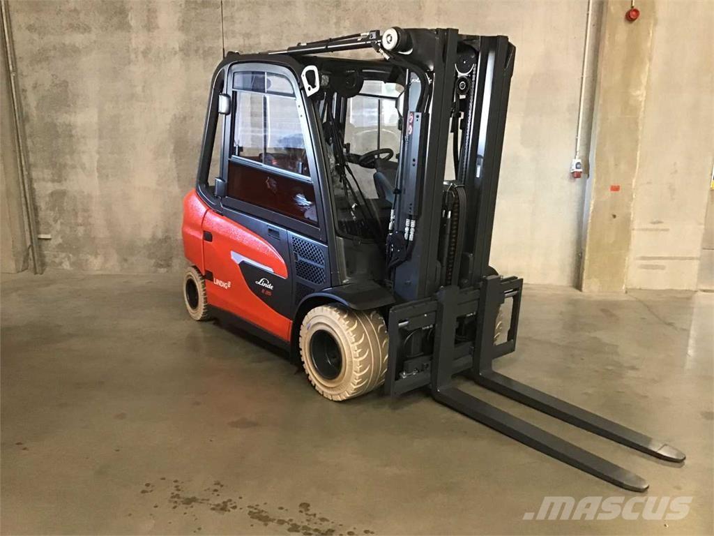 Linde E35L バッテリーフォークリフト