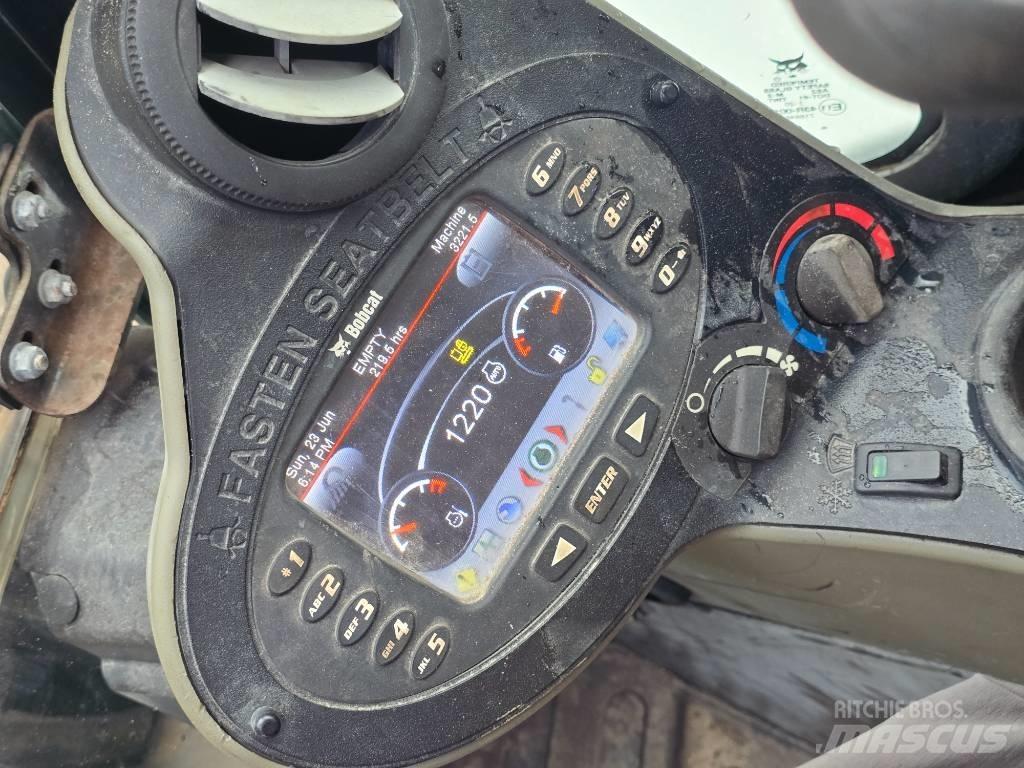 Bobcat E 32 ミニ油圧ショベル 7t以下（ミニユンボ・ミニディガー）