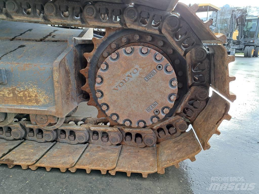 Volvo EC 200 EL 大型油圧ショベル12t以上（パワーショベル・ユンボ）