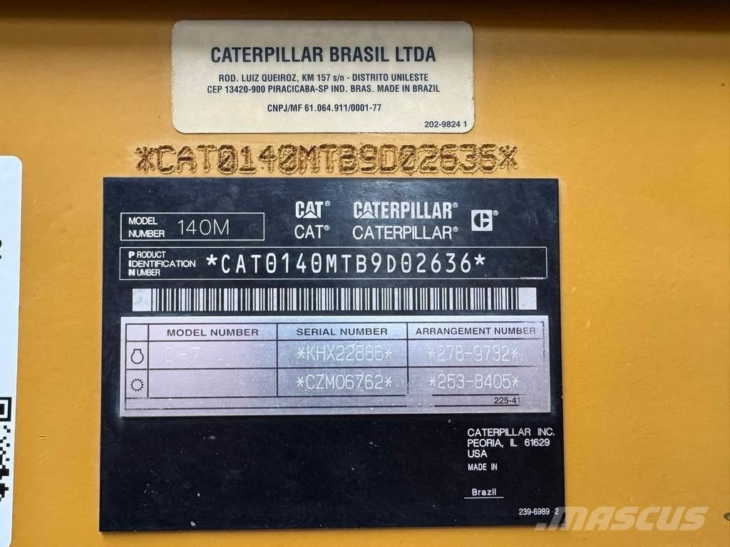 CAT 140M モーターグレーダー