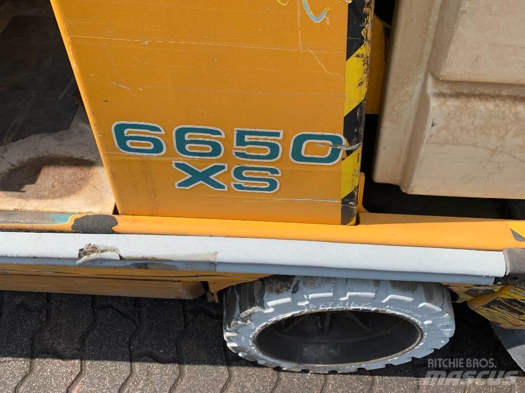 Tennant 6650D      V-2809 グランド整備機械-その他
