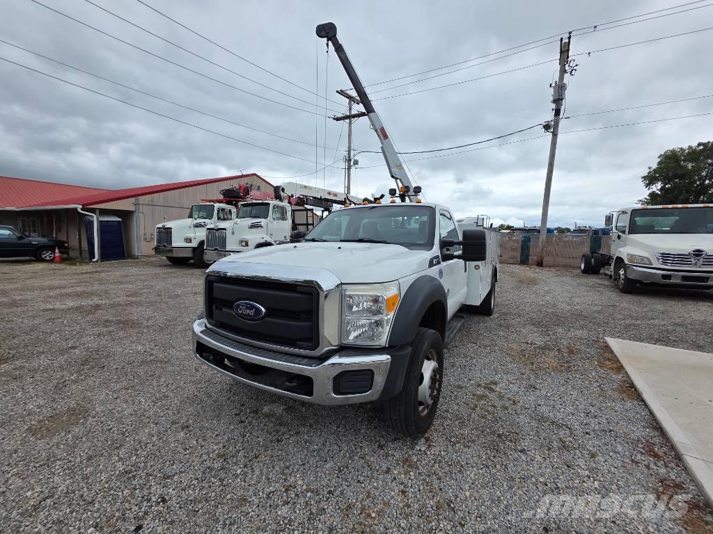 Ford F 550 多目的／汎用車両