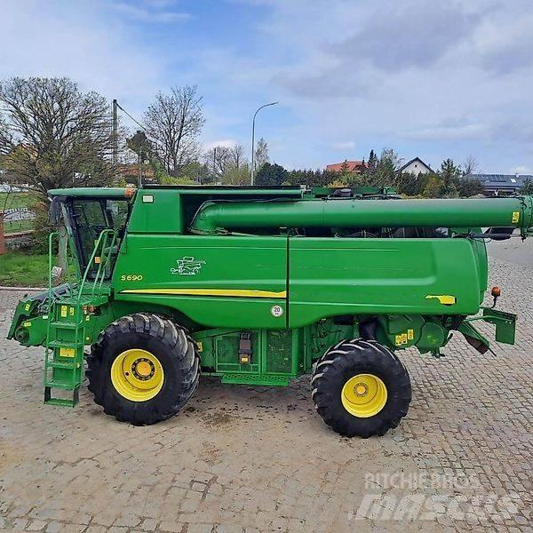 John Deere S 690 コンバイン