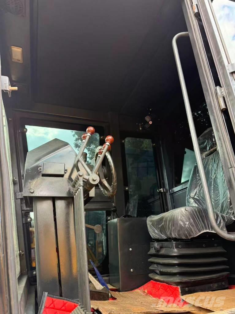 CAT 140 G モーターグレーダー