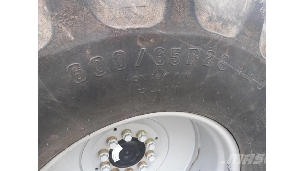 Case IH 8230 コンバイン