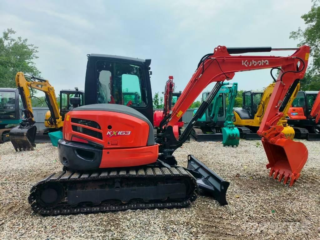 Kubota KX 163-5 ミニ油圧ショベル 7t以下（ミニユンボ・ミニディガー）