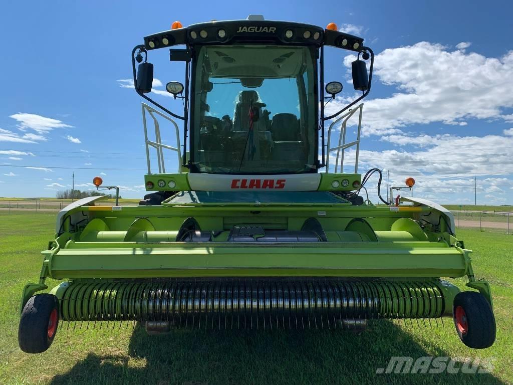 CLAAS 940 自走式フォレージハーベスター