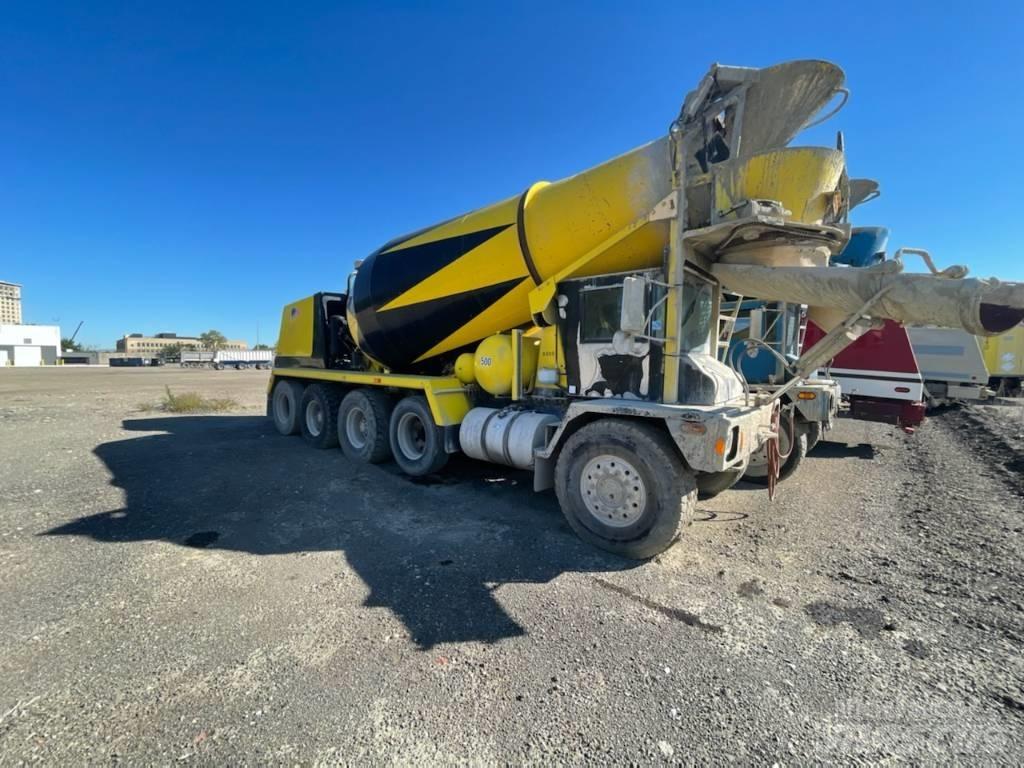 Terex Mixer その他トラック