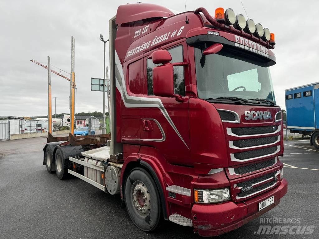 Scania R 560 木材トラック