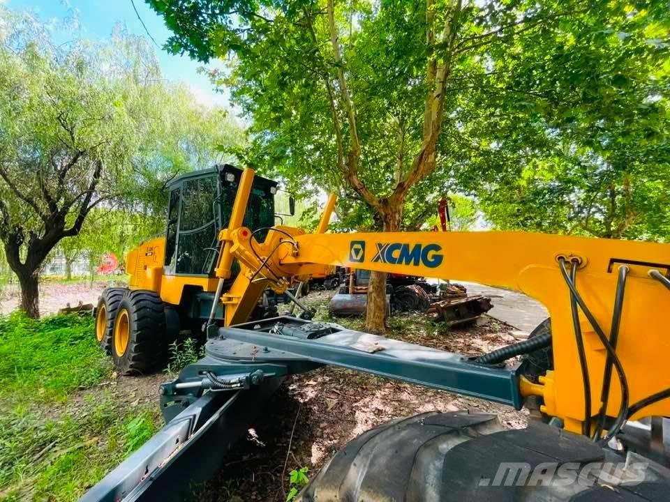 XCMG GR1803 モーターグレーダー