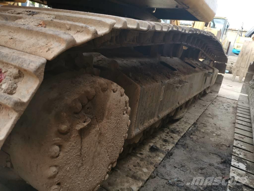 Komatsu PC 220 LC-7 大型油圧ショベル12t以上（パワーショベル・ユンボ）