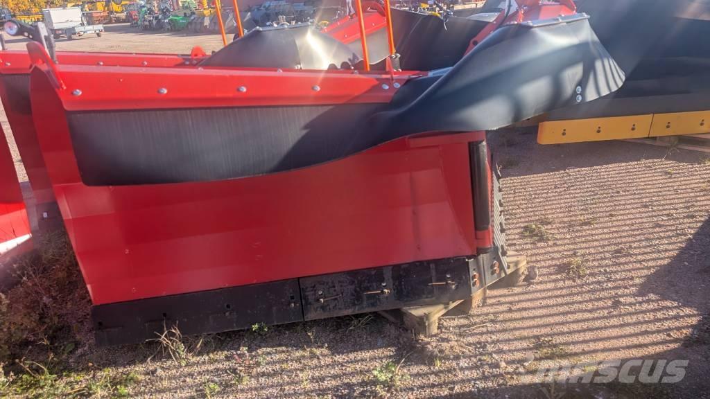 Tokvam VT 380 スノーグルーマー