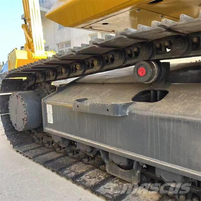 Komatsu PC 210 大型油圧ショベル12t以上（パワーショベル・ユンボ）