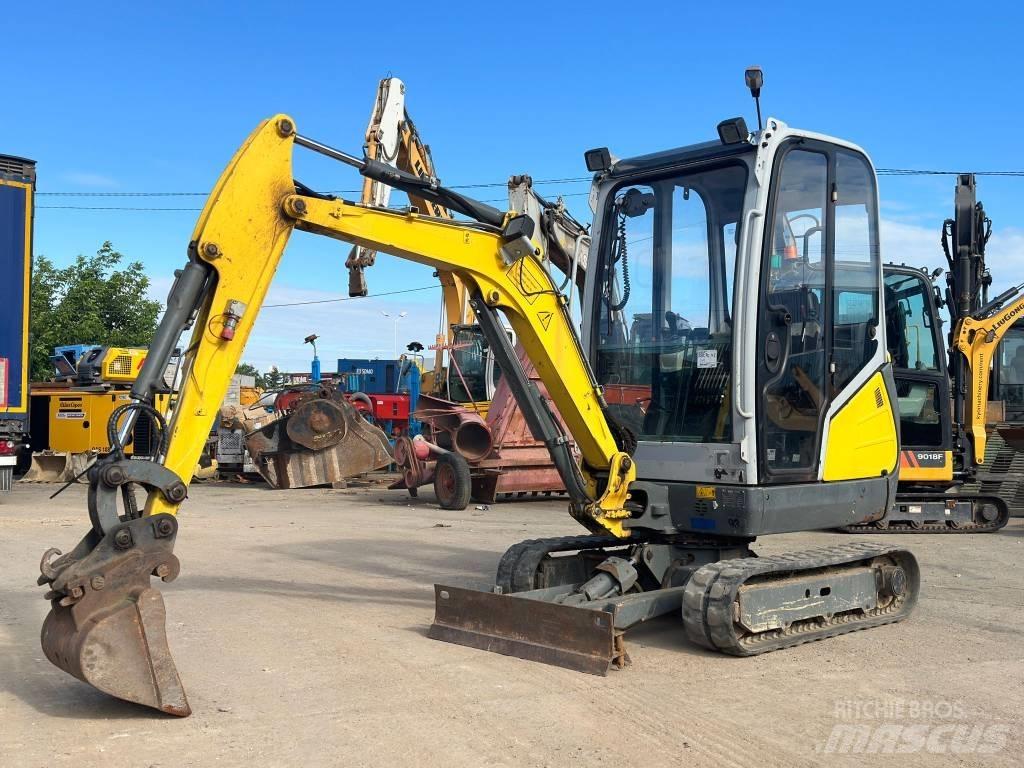 Wacker Neuson ET 18 ミニ油圧ショベル 7t以下（ミニユンボ・ミニディガー）