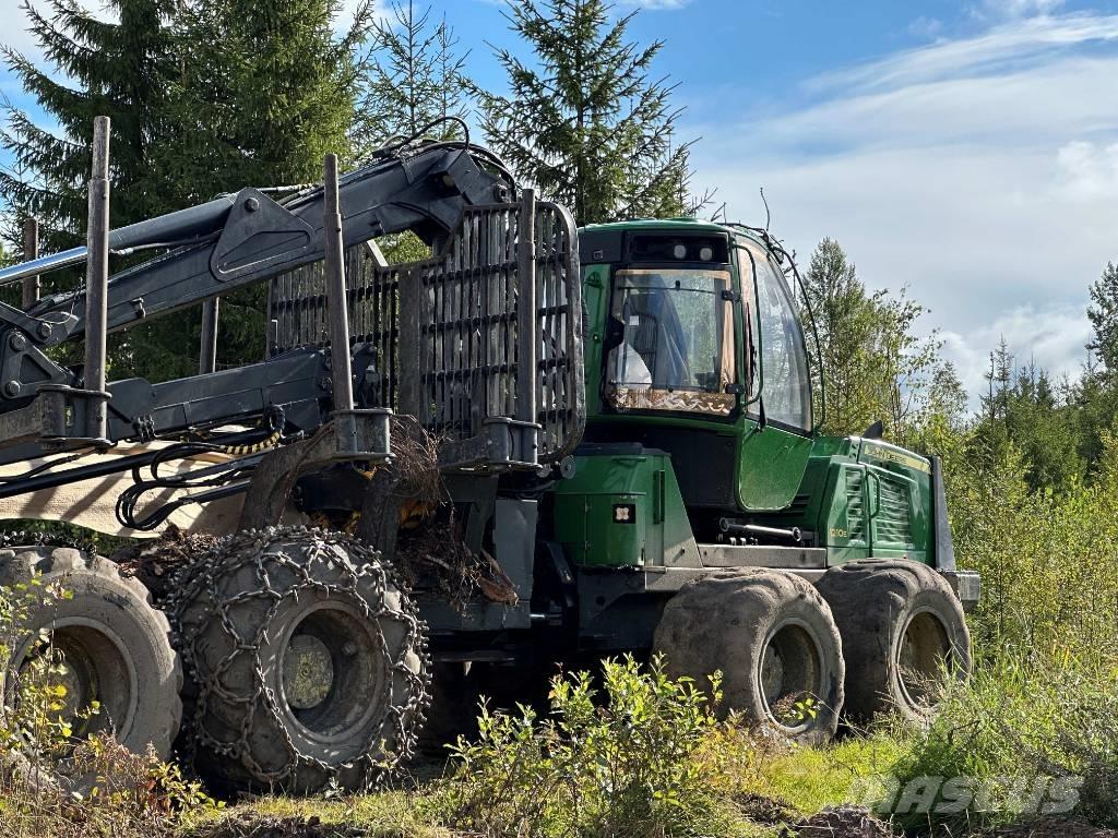 John Deere 1210 E フォワーダー
