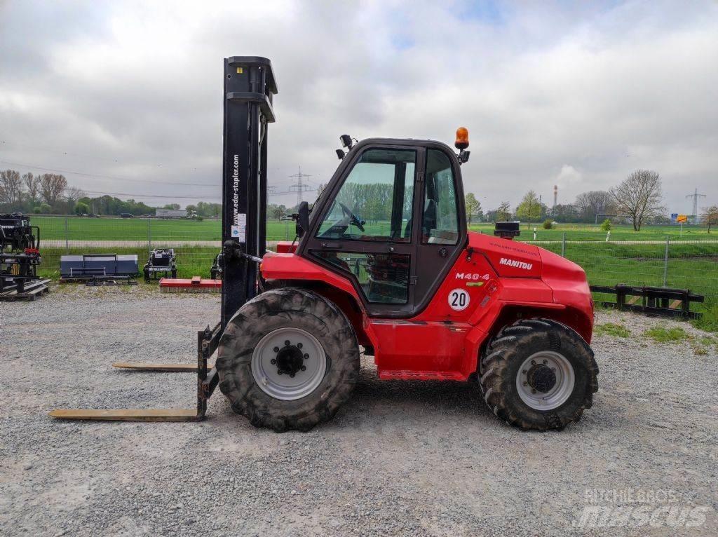 Manitou M 40.4 ラフターテレントラック