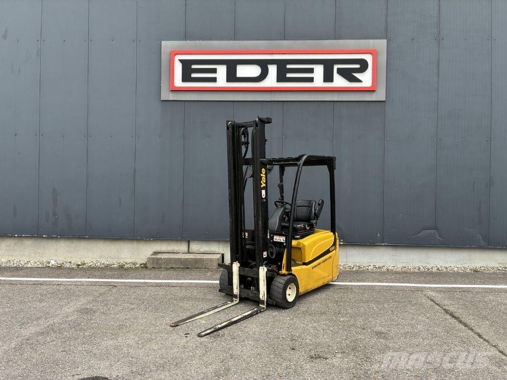 Yale ERP 18VT バッテリーフォークリフト