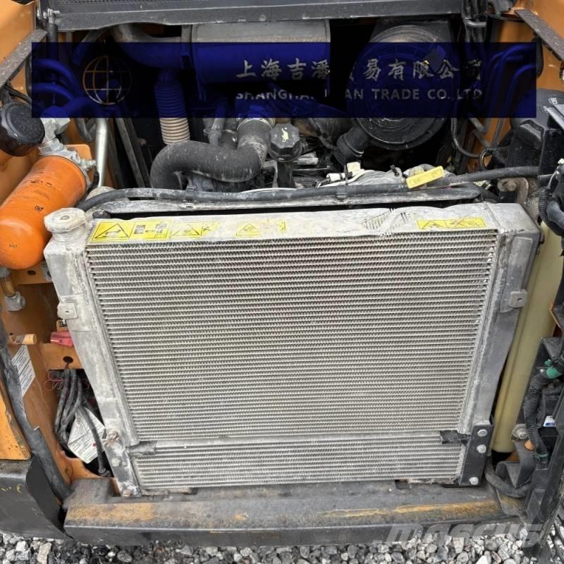 CASE SR 200 スキッドステアローダー