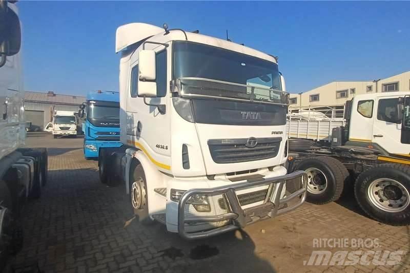 Tata PRIMA 4X2 その他トラック