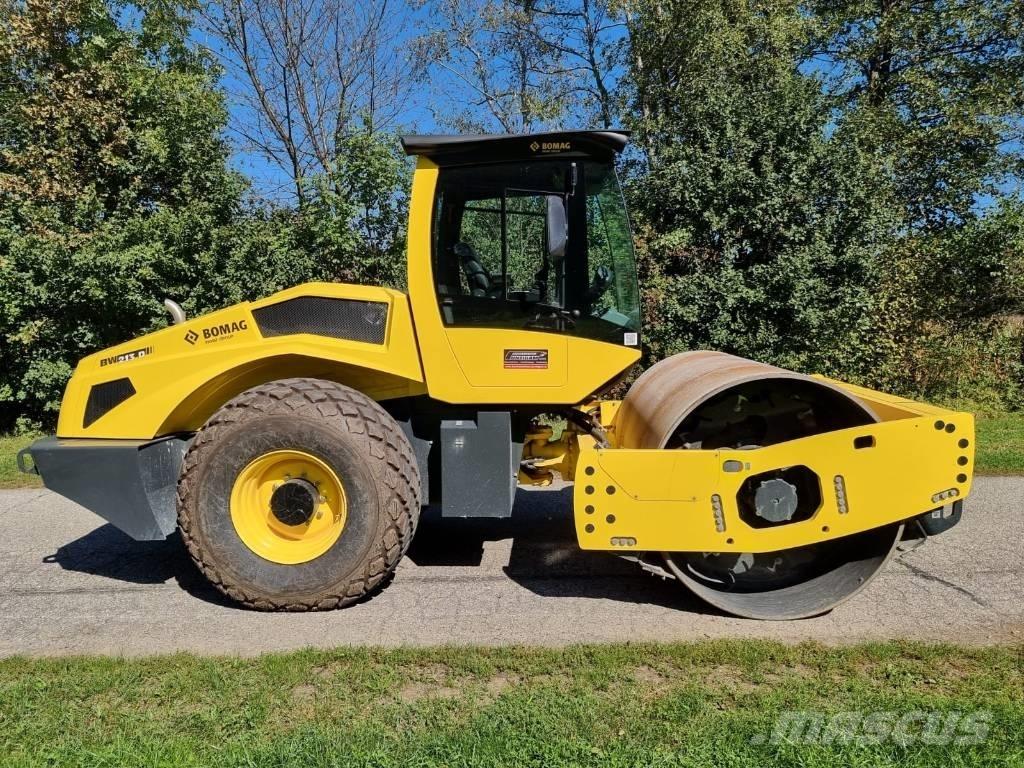 Bomag BW 213 D-5 PL 振動ローラ