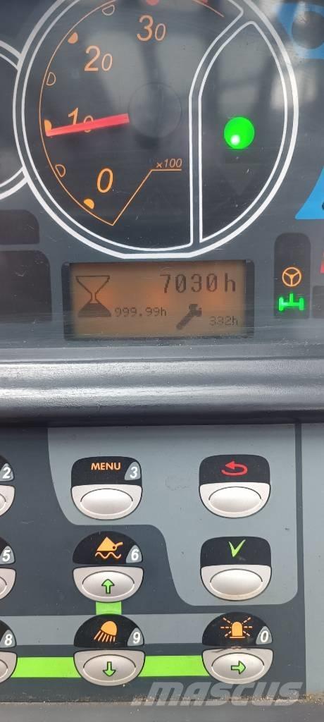 Manitou MT 1840 A テレスコーピックハンドラー