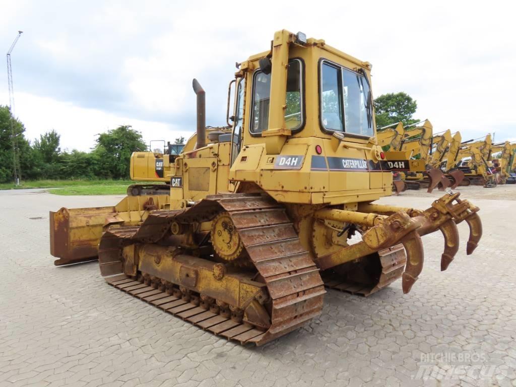 CAT D 4 H ブルドーザー