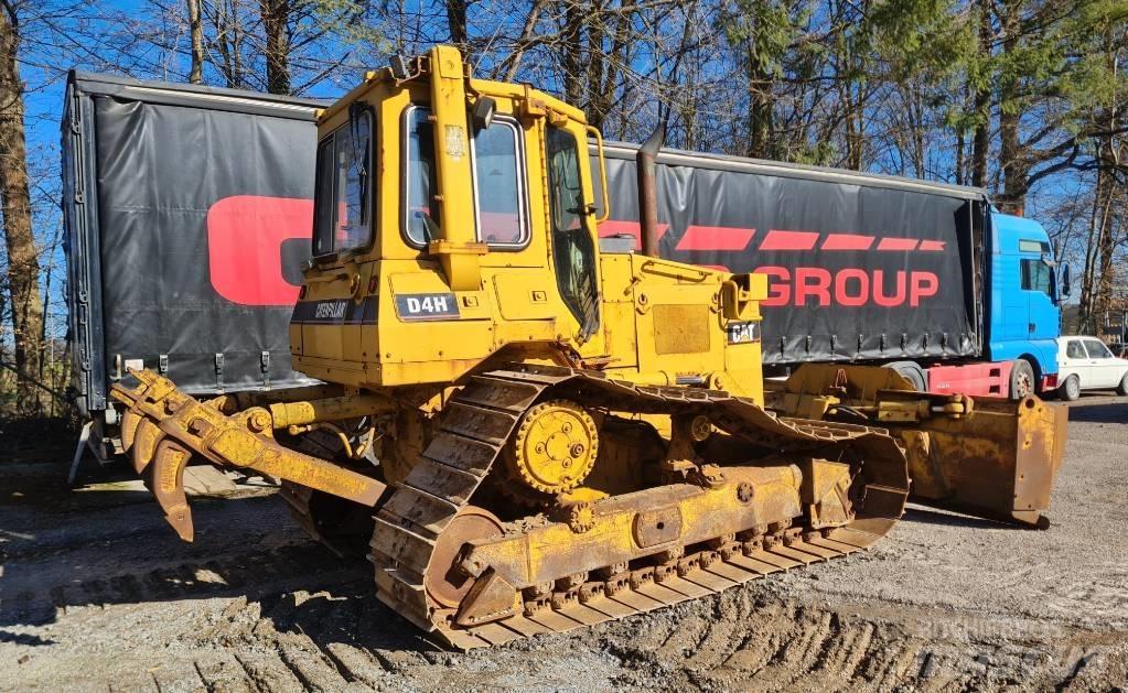 CAT D 4 H ブルドーザー