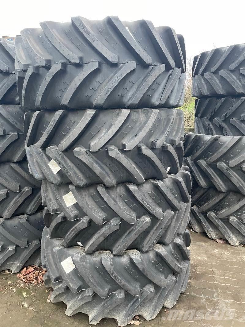 BKT IF 600/70R28 タイヤ、ホイル、リム
