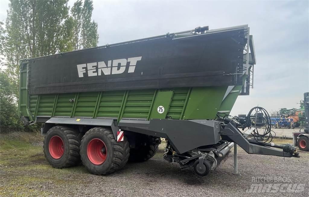 Fendt TIGO 75 XR セルフローディングトレーラー
