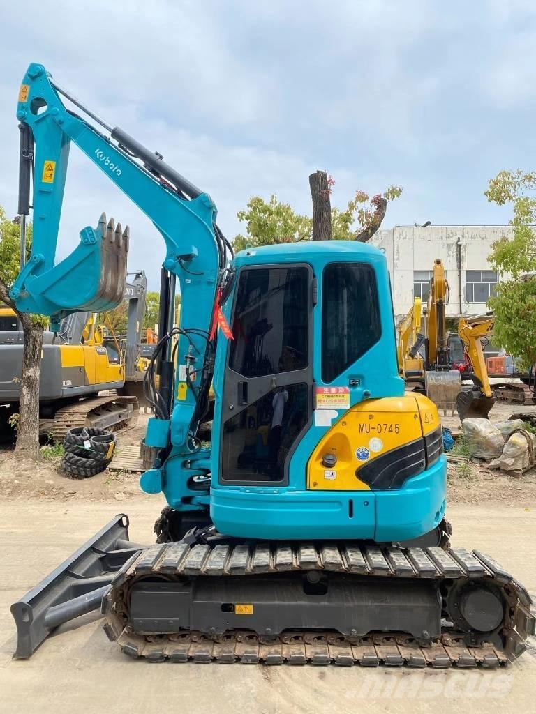 Kubota U40 ミニ油圧ショベル 7t以下（ミニユンボ・ミニディガー）