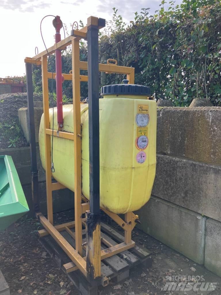 Dubex Tank in frame マウント型噴霧器