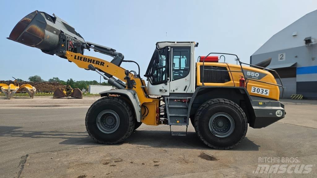 Liebherr L 550 ホイールローダー・タイヤショベル