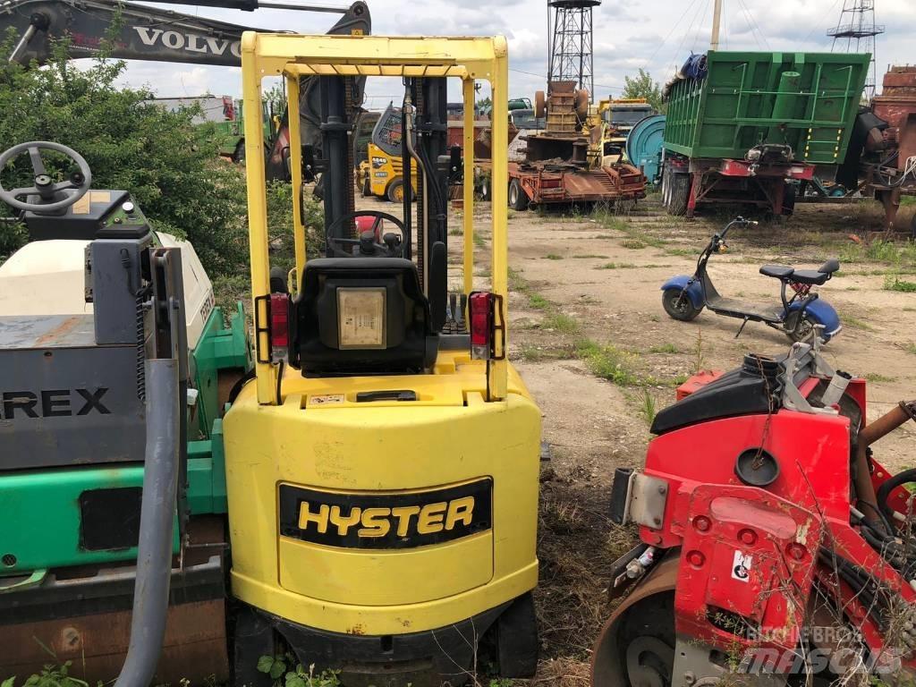 Hyster E 2.50 XM バッテリーフォークリフト