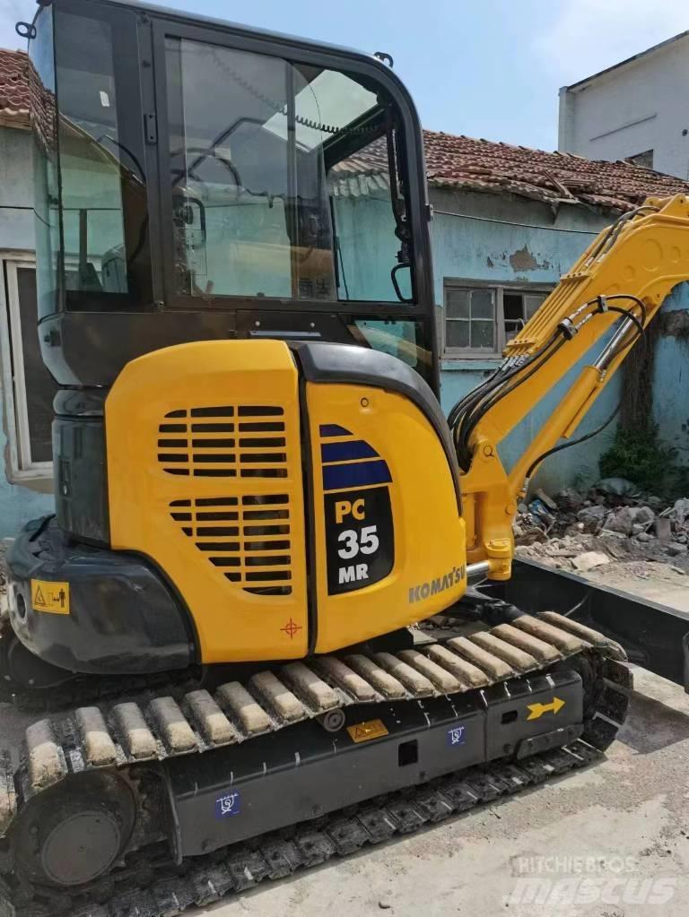 Komatsu PC 35 ミニ油圧ショベル 7t以下（ミニユンボ・ミニディガー）