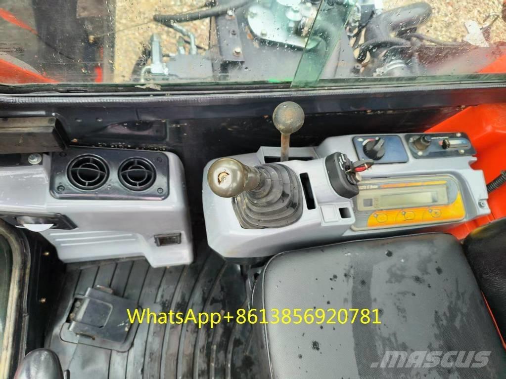 Kubota U 55-4 ミニ油圧ショベル 7t以下（ミニユンボ・ミニディガー）