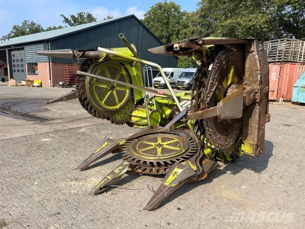 CLAAS RU 450 自走式フォレージハーベスター