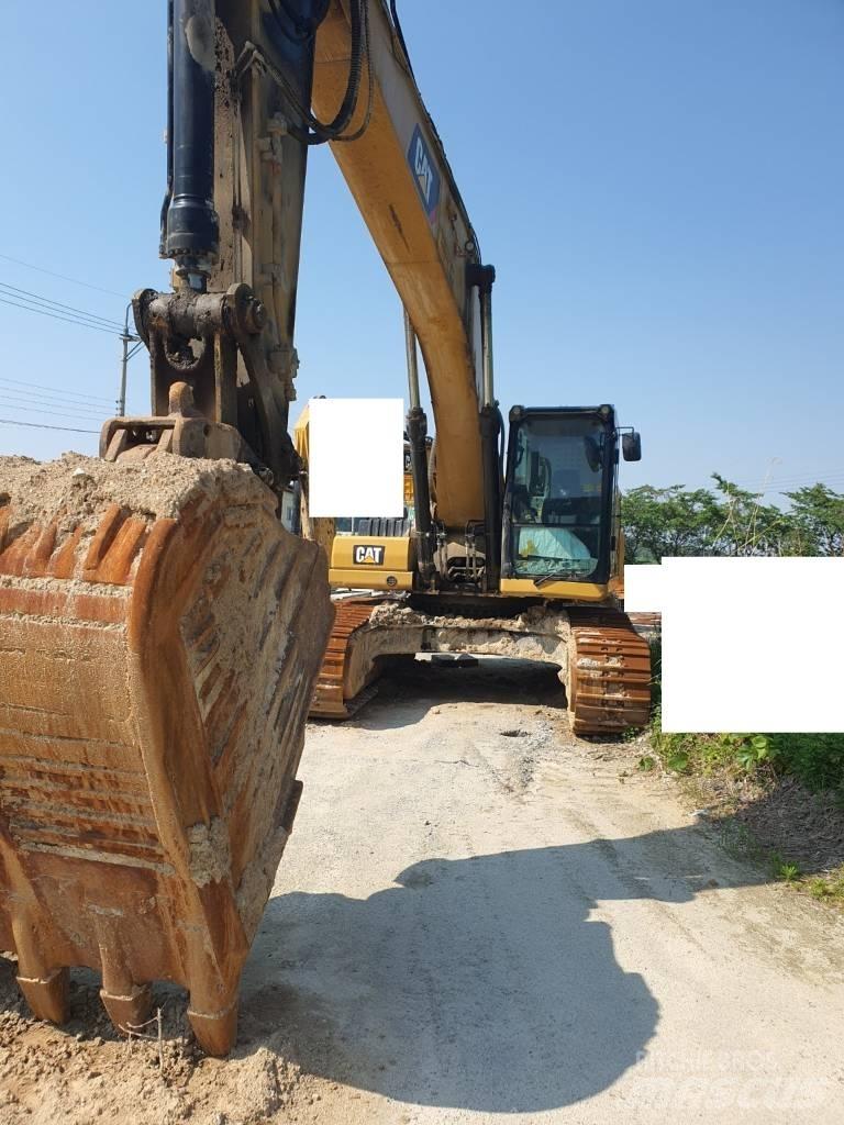 CAT 330F 大型油圧ショベル12t以上（パワーショベル・ユンボ）