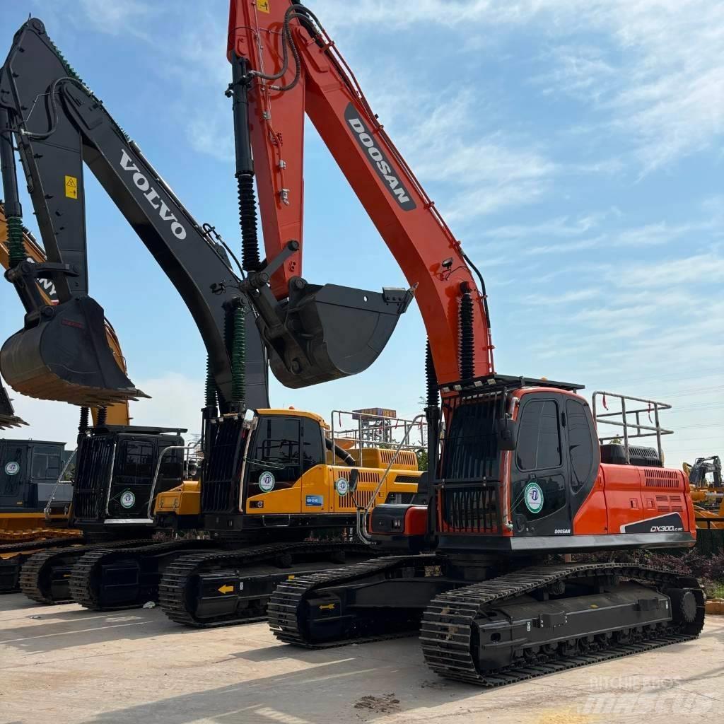 Doosan DX 300LC-9C 大型油圧ショベル12t以上（パワーショベル・ユンボ）